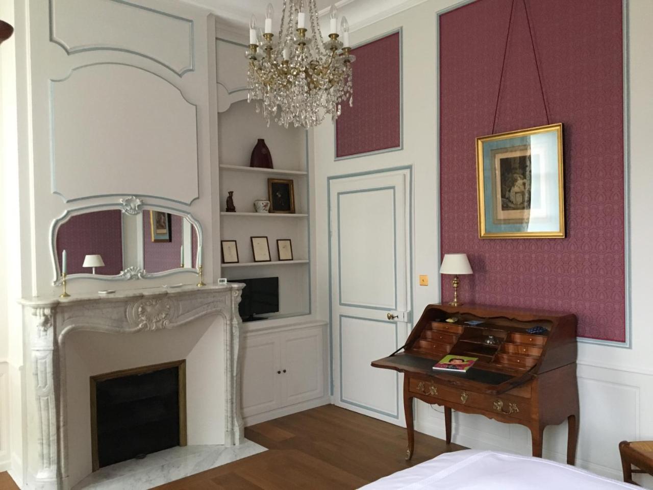 Entre Cour Et Jardin Bed & Breakfast Arras Dış mekan fotoğraf