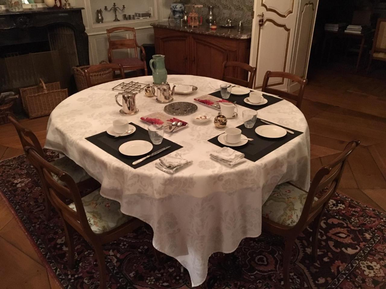 Entre Cour Et Jardin Bed & Breakfast Arras Dış mekan fotoğraf